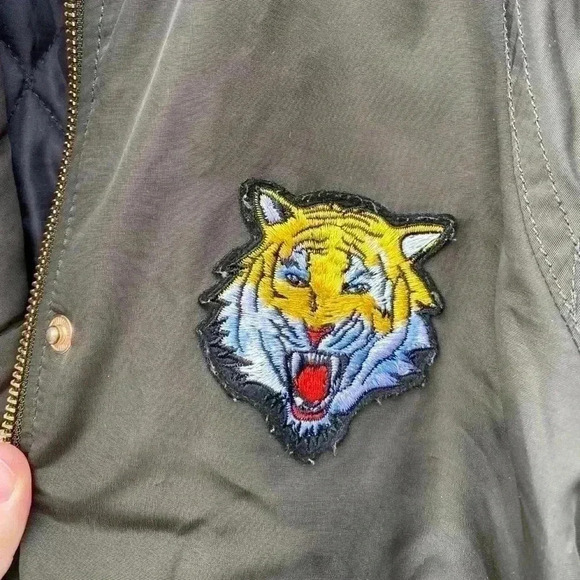 Tiger H&M bomber jacket size 10 warm winter - Picture 3 of 6